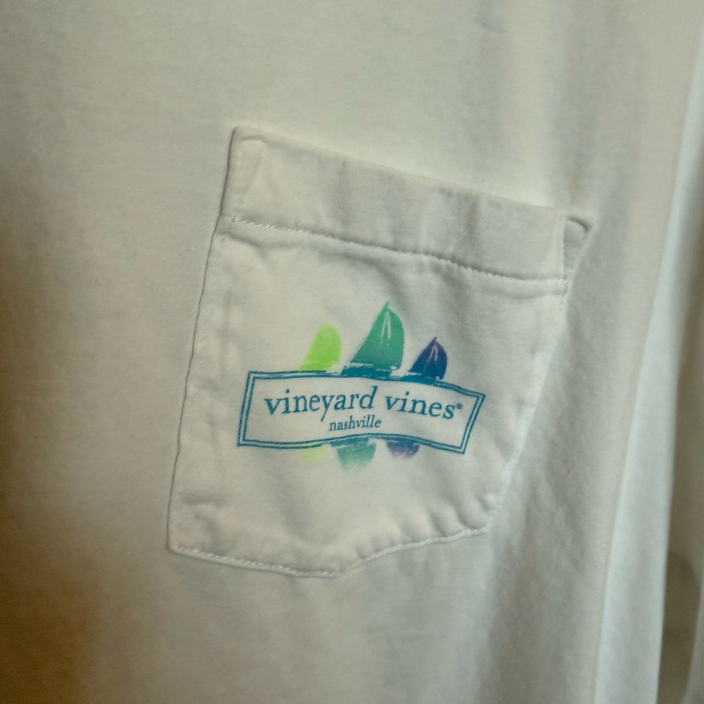 Vineyard Vines Nashville White T-Shirt - Picture 3 of 3